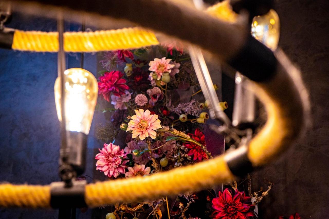 Flower House Tainan Bagian luar foto