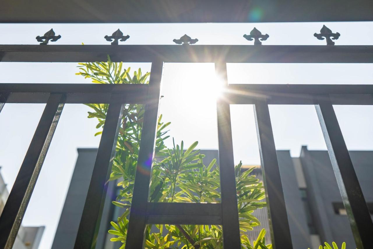Flower House Tainan Bagian luar foto